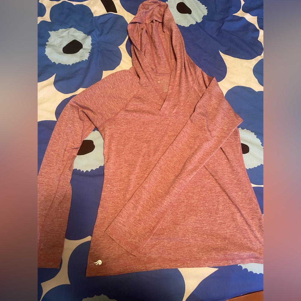Thin Hooded Pullover